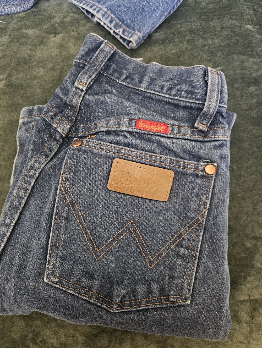 Vintage Wrangler blue denim jeans 22" waist ..32" inseam